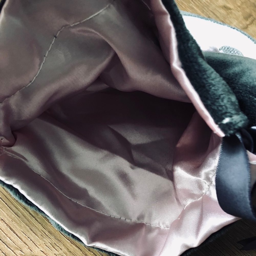 KUROMI-NWOT Soft Dark Gray Drawstring Pouch - Picture 8 of 12